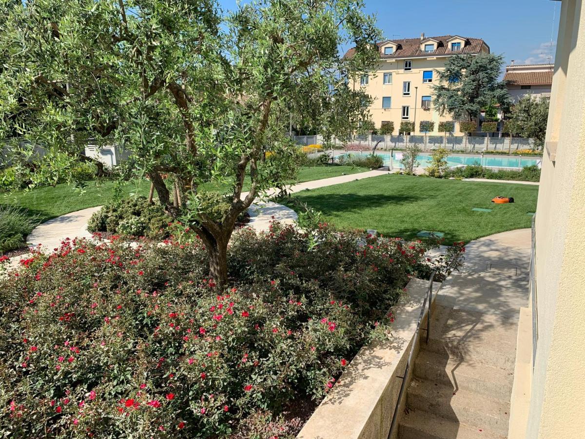 Homingarda - Fine Holiday Apartments Peschiera del Garda Kültér fotó