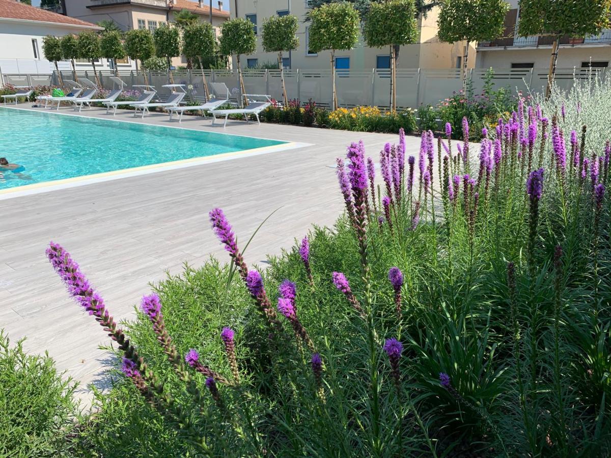 Homingarda - Fine Holiday Apartments Peschiera del Garda Kültér fotó