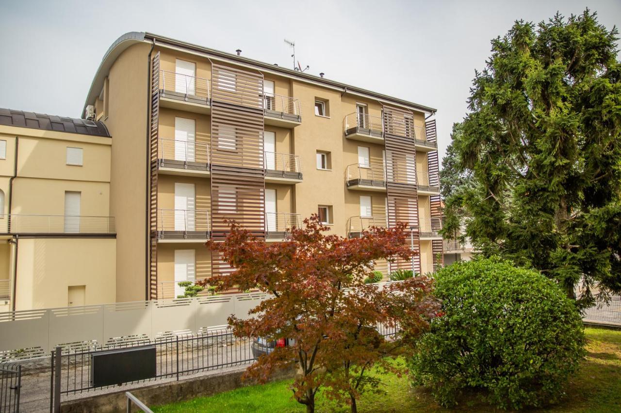 Homingarda - Fine Holiday Apartments Peschiera del Garda Kültér fotó