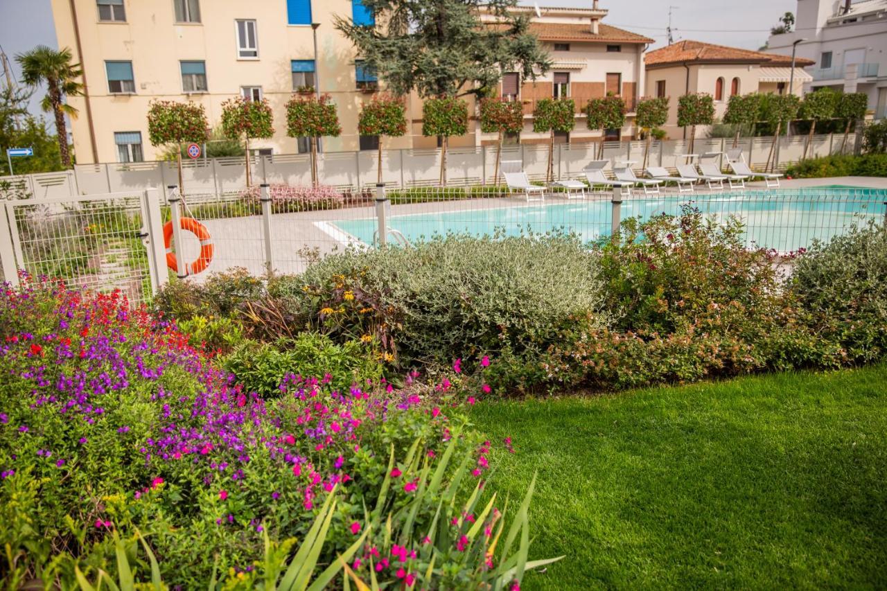 Homingarda - Fine Holiday Apartments Peschiera del Garda Kültér fotó