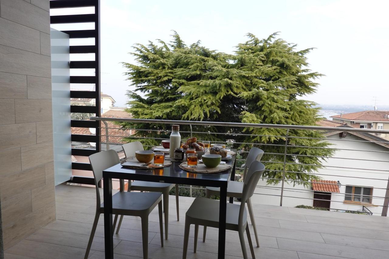 Homingarda - Fine Holiday Apartments Peschiera del Garda Kültér fotó