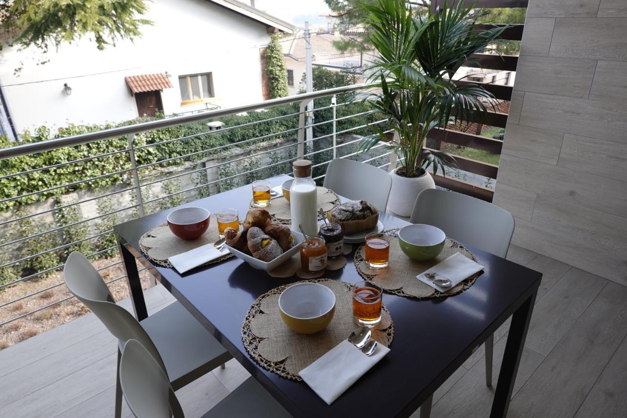 Homingarda - Fine Holiday Apartments Peschiera del Garda Kültér fotó